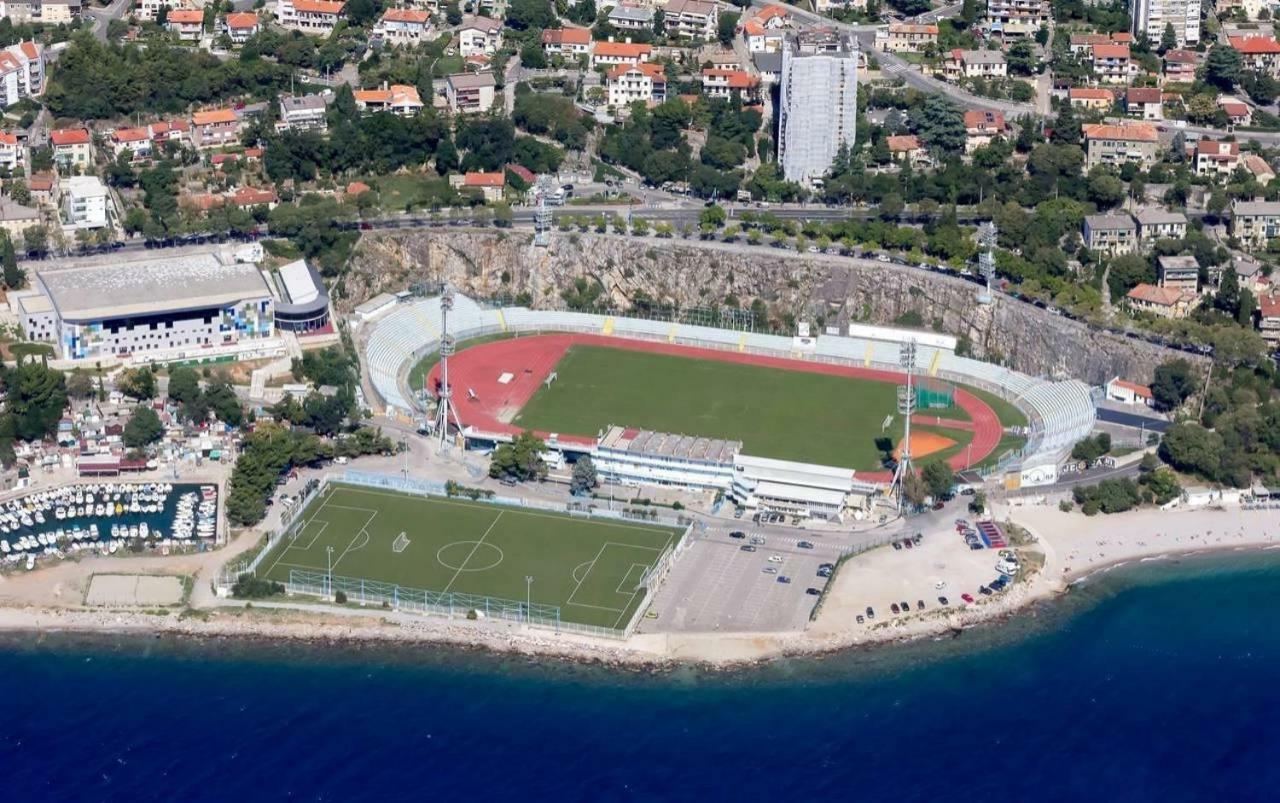 West * Rijeka